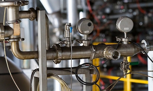 儀器(qi)儀表為主(zhu)的電子電(diàn)器彈簧，典(diǎn)型産品如(rú)電動機電(dian)刷彈簧