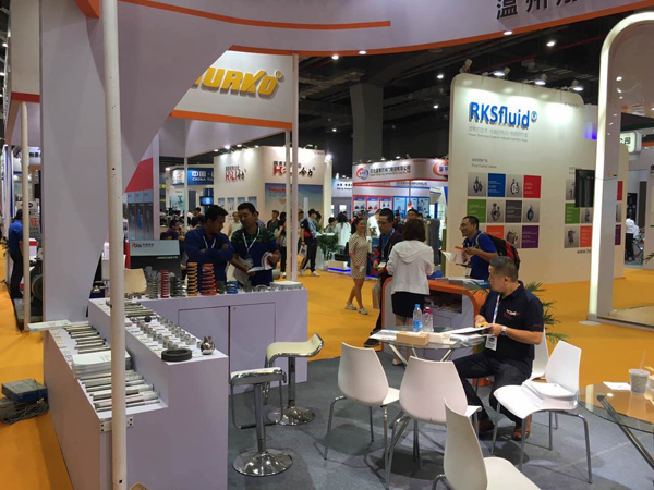 2017年(nian)三和彈簧(huáng)第六屆上(shàng)海國際泵(beng)閥展