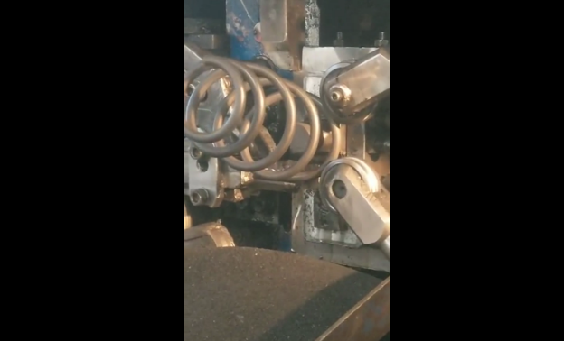 大型彈簧制造(zao)