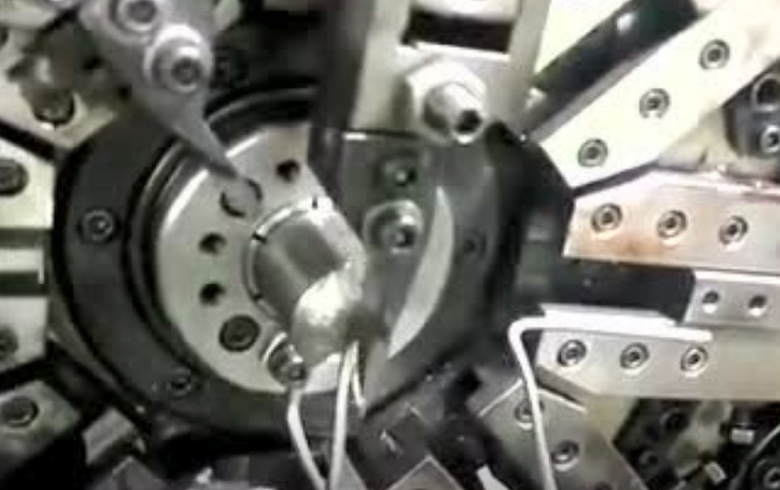 三(san)和彈簧--不鏽鋼(gāng)異徑彈簧