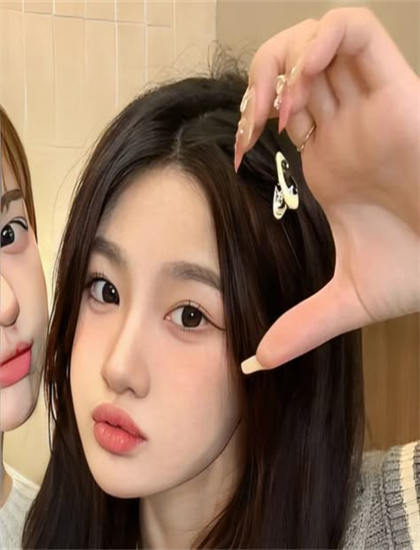 《下午一点的她》角色研究：的审美特点与艺术成就 认识人物与故事的互动